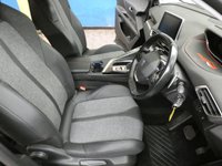USED 2019 19 PEUGEOT 5008 1.2 PURETECH S/S ALLURE 5d 130 BHP STUNNING EXAMPLE 7 SEATS SAT NAV PART LEATHER 6 MONTHS GOLD WARRANTY