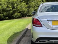 USED 2016 16 MERCEDES-BENZ C-CLASS 2.1 C220 D AMG LINE 4d 170 BHP AMG SPEC Leather Camera DAB
