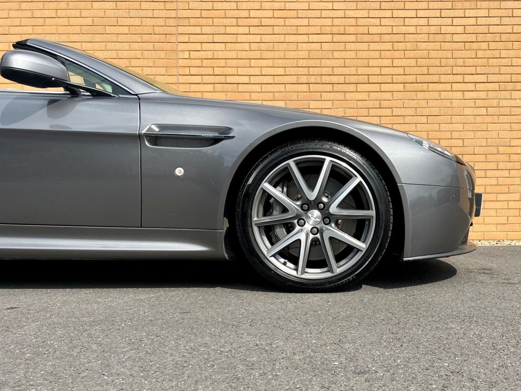 USED 2012 08 ASTON MARTIN VANTAGE 4.7 V8 // ROADSTER // 2d // 420 BHP // px swap 