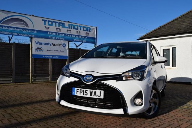 2015 15 Toyota Yaris 1.5 HYBRID ICON 5d 73 BHP