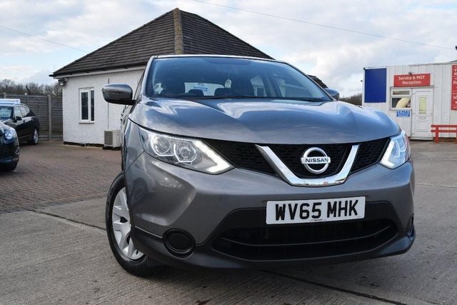 2015 65 Nissan Qashqai 1.2 VISIA DIG-T 5d 113 BHP