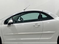 USED 2009 59 PEUGEOT 207 1.6 CC GT 2d 120 BHP Bianca White,17" Hockenheim alloy wheels, Interior Chrome pack