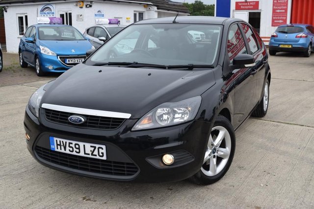 2009 59 Ford Focus 1.6 ZETEC 5d 100 BHP