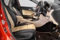 USED 2016 66 MERCEDES-BENZ GLA-CLASS 2.1 GLA 200 D AMG LINE PREMIUM PLUS 5d 134 BHP +PAN ROOF+ ALLOYS+SAT NAV+