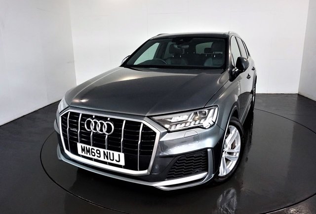 2020 69 Audi Q7 3.0 TDI QUATTRO S LINE 5d 282 BHP-1 OWNER CAR-REGISTERED JAN 2020-LOW MILEAGE EXAMPLE-FULL BLACK LEATHER-DAB RADIO-BLUETOOTH-SATNAV-7 SEATER-CLIMATE CONTROL-CRUISE CONTROL