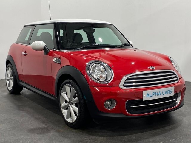 2012 12 MINI Hatch Cooper 1.6 COOPER LONDON 2012 EDITION 3d 120 BHP
