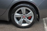 USED 2018 18 JAGUAR XF 2.0 PORTFOLIO 4d 247 BHP 1 Owner, Full Jaguar History, Over &pound;5000 of Extras