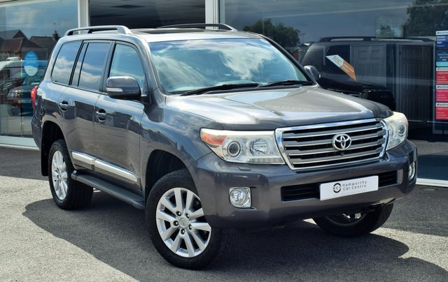 2012 62 Toyota Land Cruiser V8 4.5 D-4D V8 5d 268 BHP