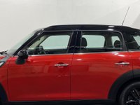 USED 2013 63 MINI COUNTRYMAN 2.0 COOPER SD 5d 141 BHP Rare Automatic, versitile 5 door countryman