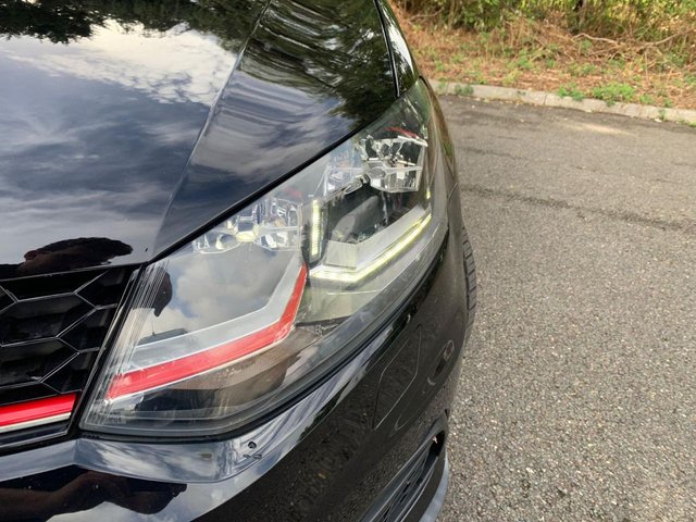 View our VOLKSWAGEN POLO