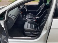 USED 2016 66 VOLKSWAGEN GOLF 2.0 R DSG 5d 298 BHP 2016/66REG VW GOLF 'R' 2.0 TSi 5dr 4-MOTION DSG-AUTOMATIC WITH PADDLE SHIFT - FULL HEATED BLACK LEATHER - 19 INCH BOLA ALLOYS - FULL SERVICE HISTORY - 2 KEYS - SATELLITE NAVIGATION - COST NEW IN EXCESS OF &pound;36000.00