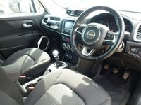 USED 2016 16 JEEP RENEGADE 1.6 M-JET LONGITUDE 5d 118 BHP www.suffolkcarcentre.co.uk - Located at Reydon