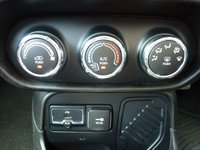 USED 2016 16 JEEP RENEGADE 1.6 M-JET LONGITUDE 5d 118 BHP www.suffolkcarcentre.co.uk - Located at Reydon