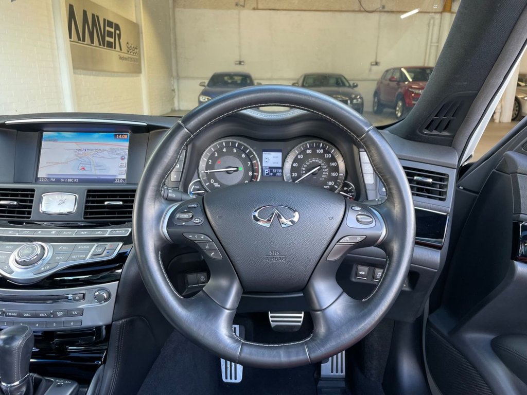 USED 2014 64 INFINITI Q70 3.5 GT HYBRID 4d 306 BHP 