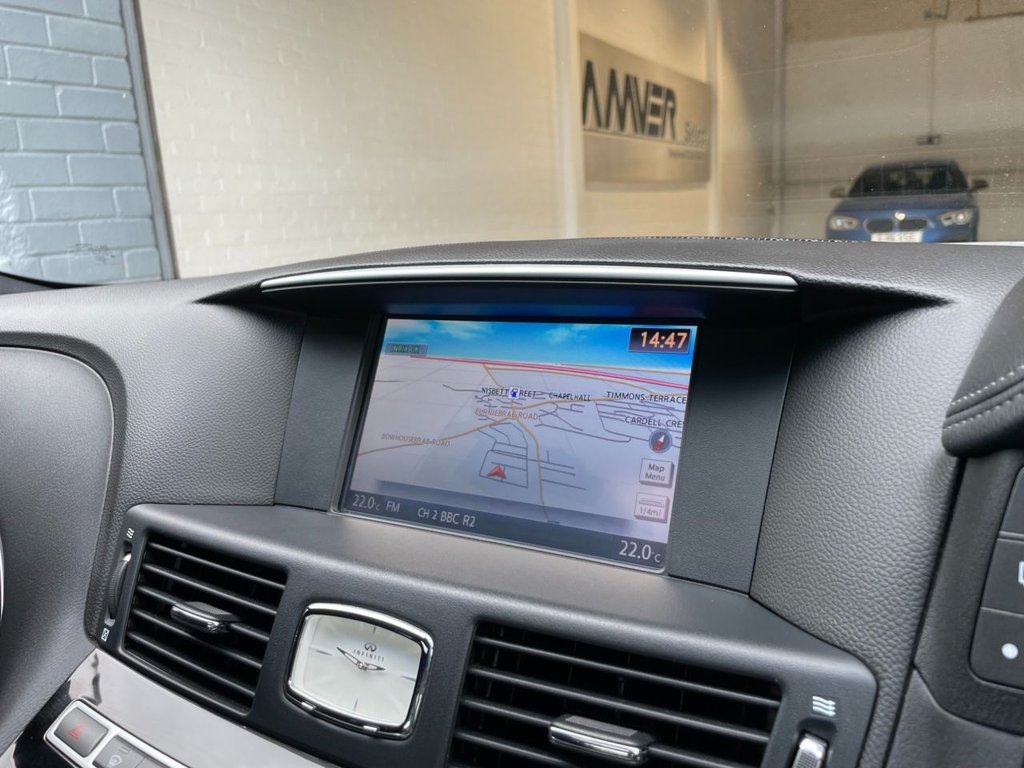 USED 2014 64 INFINITI Q70 3.5 GT HYBRID 4d 306 BHP 