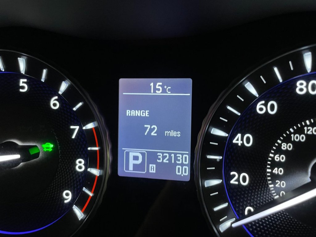 USED 2014 64 INFINITI Q70 3.5 GT HYBRID 4d 306 BHP 