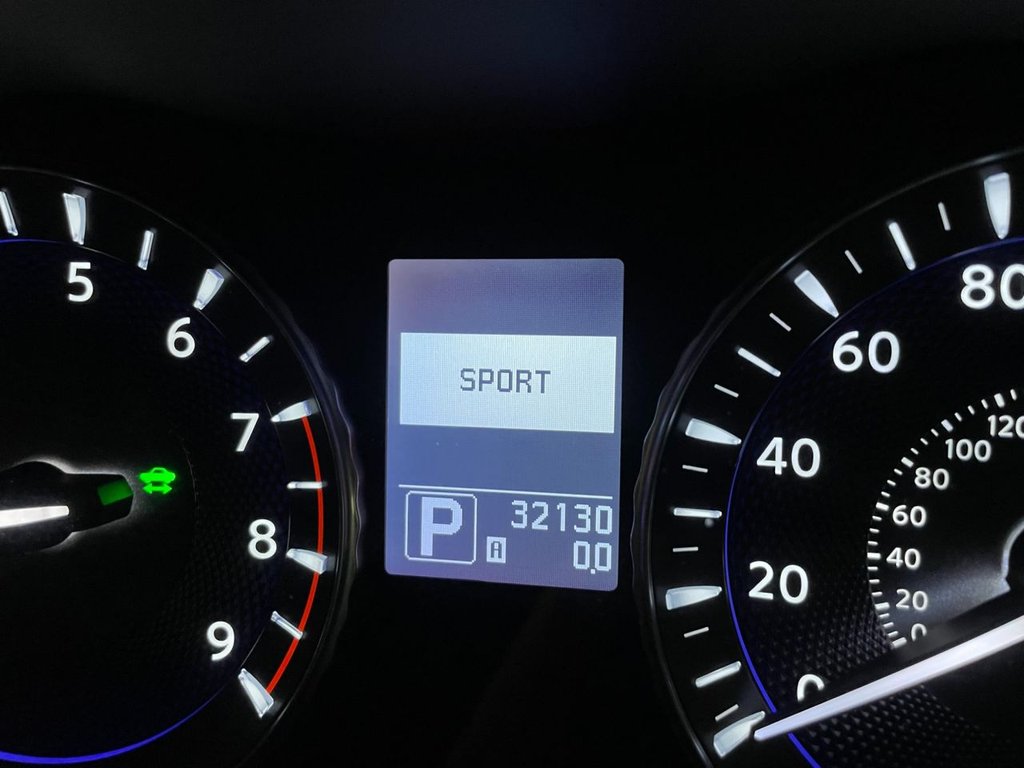 USED 2014 64 INFINITI Q70 3.5 GT HYBRID 4d 306 BHP 