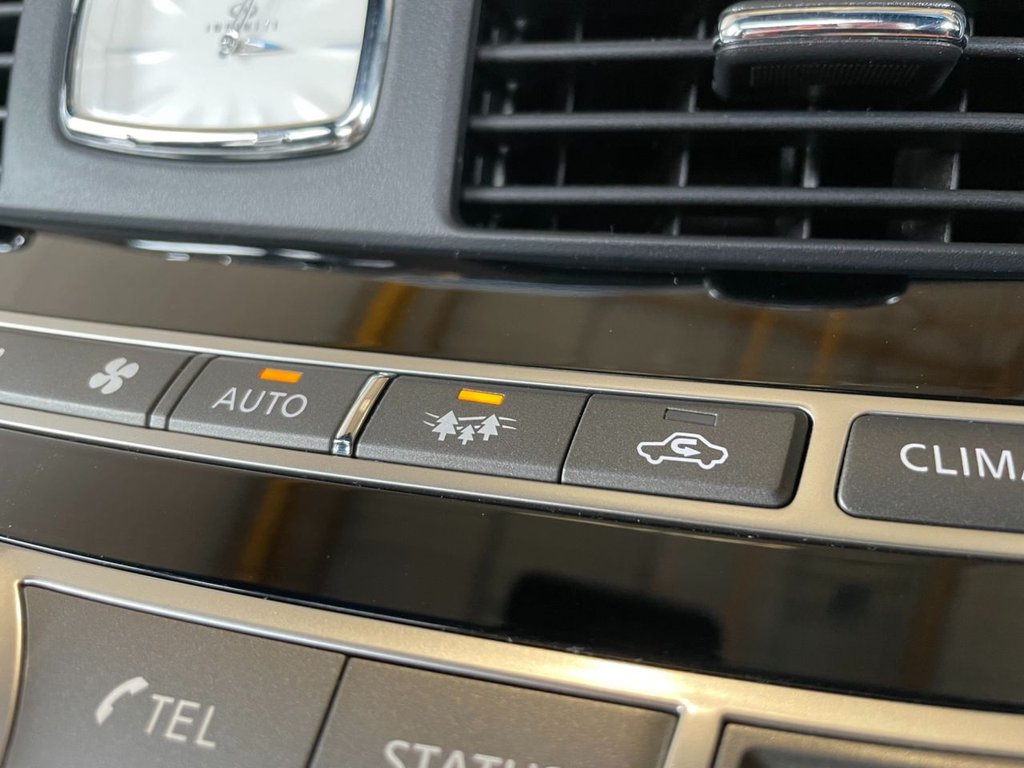 USED 2014 64 INFINITI Q70 3.5 GT HYBRID 4d 306 BHP 
