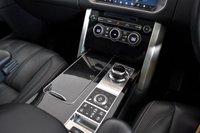 USED 2017 67 LAND ROVER RANGE ROVER 4.4 SDV8 AUTOBIOGRAPHY 5d 339 BHP 22-in Turbines, HUD, One Owner