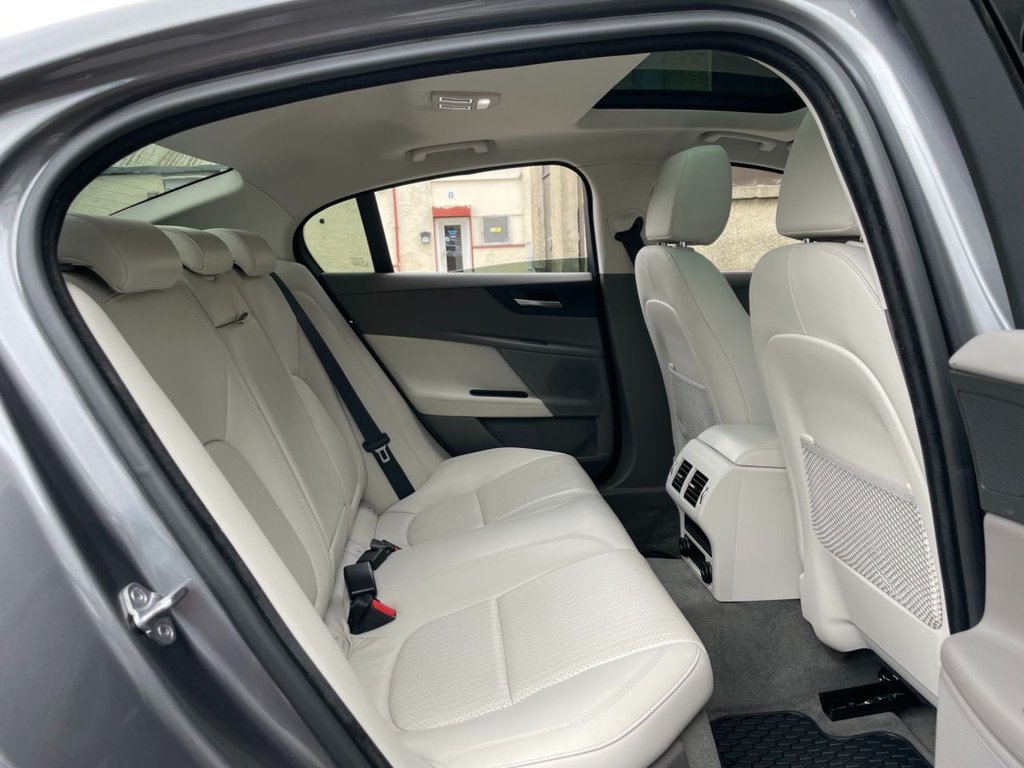 USED 2015 65 JAGUAR XE 2.0 GTDI PORTFOLIO 4d 237 BHP 