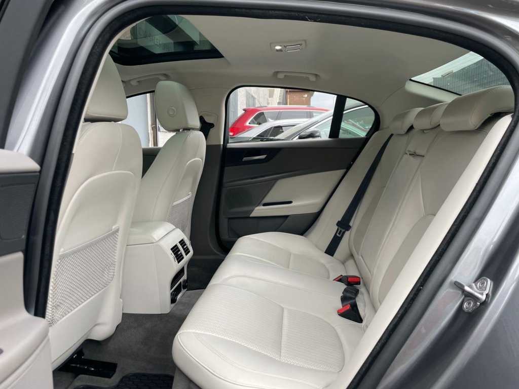 USED 2015 65 JAGUAR XE 2.0 GTDI PORTFOLIO 4d 237 BHP 