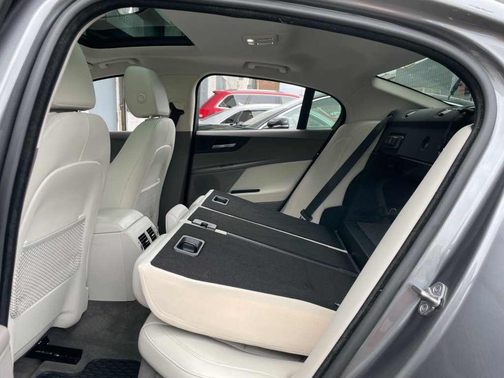 USED 2015 65 JAGUAR XE 2.0 GTDI PORTFOLIO 4d 237 BHP 