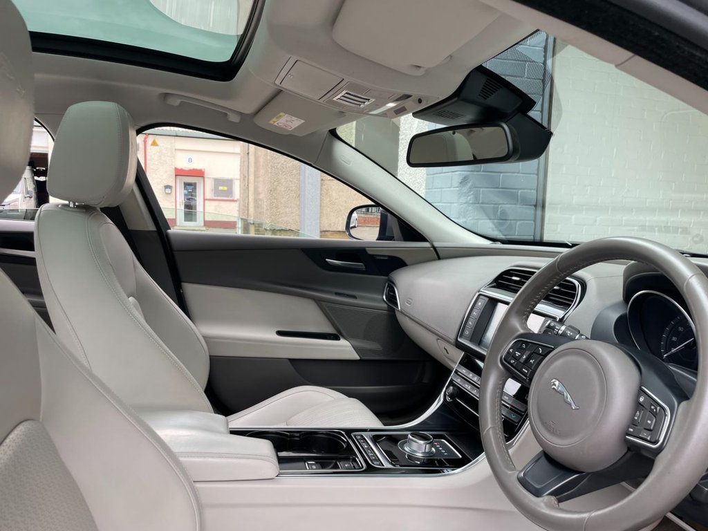 USED 2015 65 JAGUAR XE 2.0 GTDI PORTFOLIO 4d 237 BHP 