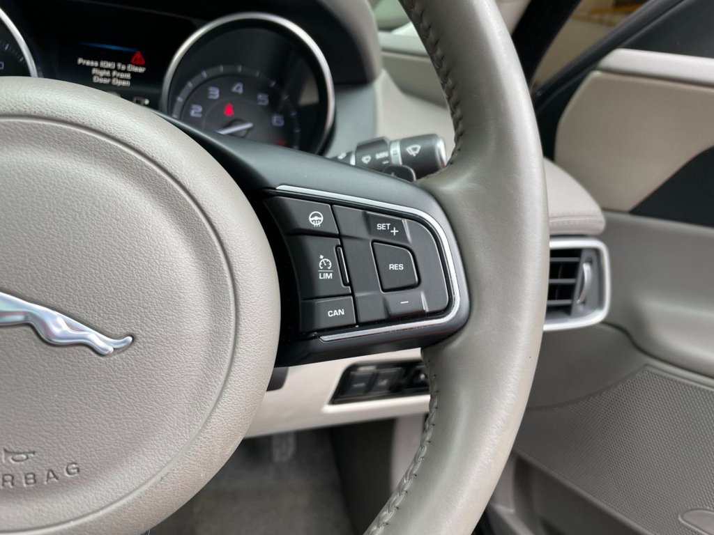 USED 2015 65 JAGUAR XE 2.0 GTDI PORTFOLIO 4d 237 BHP 
