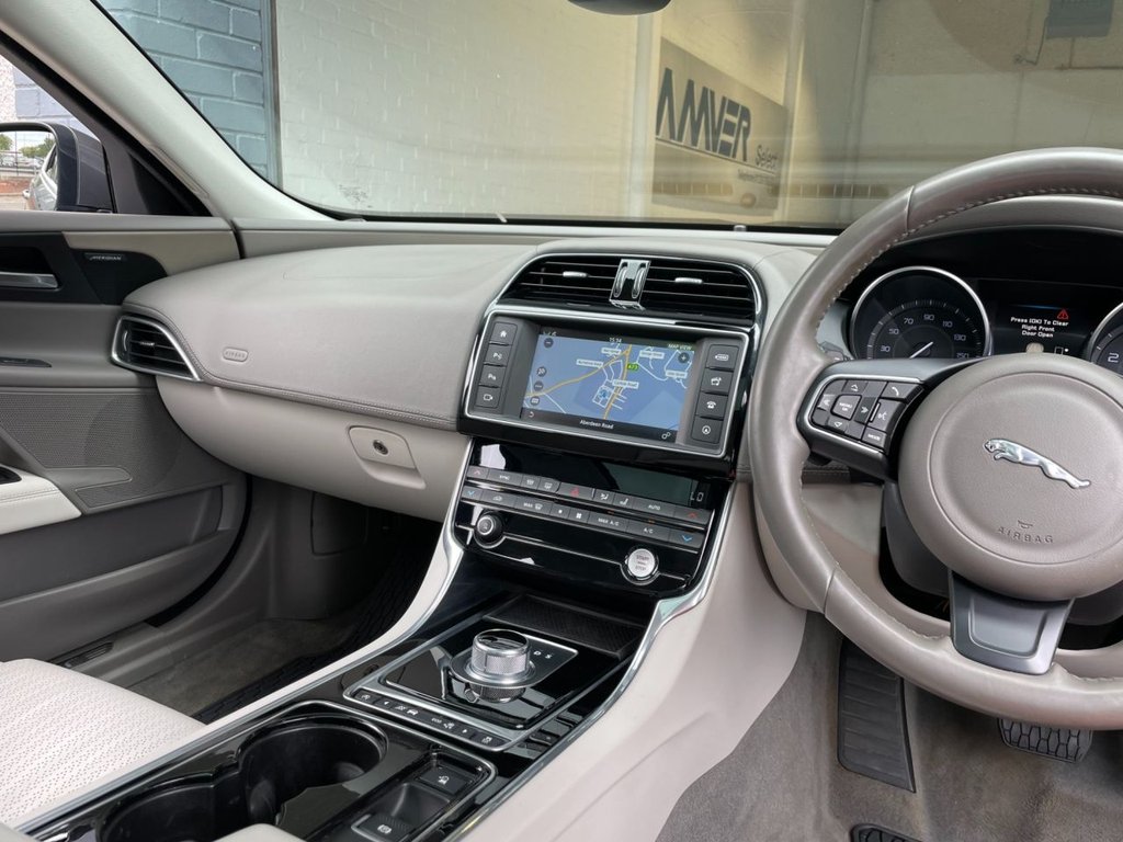 USED 2015 65 JAGUAR XE 2.0 GTDI PORTFOLIO 4d 237 BHP 