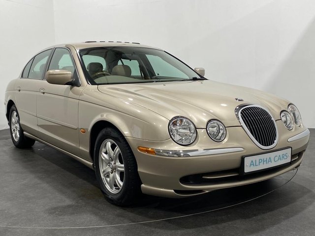 2000 X Jaguar S-Type 3.0 V6 4d 240 BHP