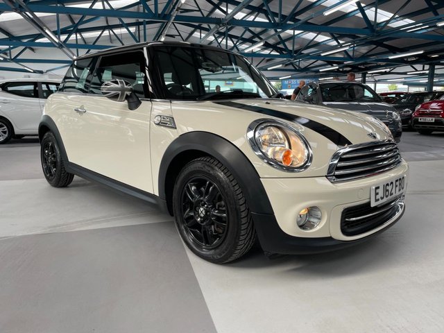 2012 62 MINI Hatch Cooper 1.6 COOPER 3d 122 BHP