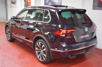 USED 2018 18 VOLKSWAGEN TIGUAN 2.0 R-LINE TDI BMT 4MOTION DSG 5d 188 BHP PAN ROOF / CARPLAY / DIGI DASH
