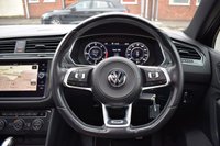 USED 2018 18 VOLKSWAGEN TIGUAN 2.0 R-LINE TDI BMT 4MOTION DSG 5d 188 BHP PAN ROOF / CARPLAY / DIGI DASH
