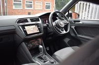 USED 2018 18 VOLKSWAGEN TIGUAN 2.0 R-LINE TDI BMT 4MOTION DSG 5d 188 BHP PAN ROOF / CARPLAY / DIGI DASH