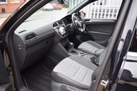 USED 2018 18 VOLKSWAGEN TIGUAN 2.0 R-LINE TDI BMT 4MOTION DSG 5d 188 BHP PAN ROOF / CARPLAY / DIGI DASH
