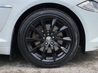 USED 2013 13 JAGUAR XF 2.2 D PREMIUM LUXURY SPORTBRAKE 5d 200 BHP MERIDIAN SOUND | FSH | SAT NAV