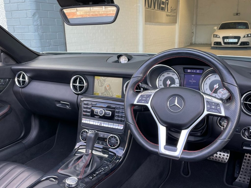 USED 2011 61 MERCEDES-BENZ SLK 1.8 SLK250 BLUEEFFICIENCY AMG SPORT ED125 2d 204 BHP 
