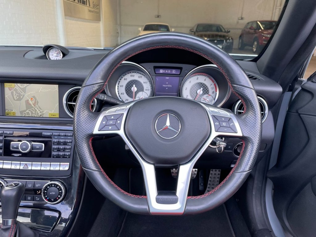 USED 2011 61 MERCEDES-BENZ SLK 1.8 SLK250 BLUEEFFICIENCY AMG SPORT ED125 2d 204 BHP 