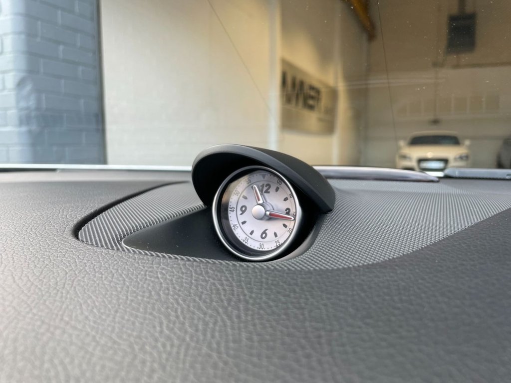 USED 2011 61 MERCEDES-BENZ SLK 1.8 SLK250 BLUEEFFICIENCY AMG SPORT ED125 2d 204 BHP 
