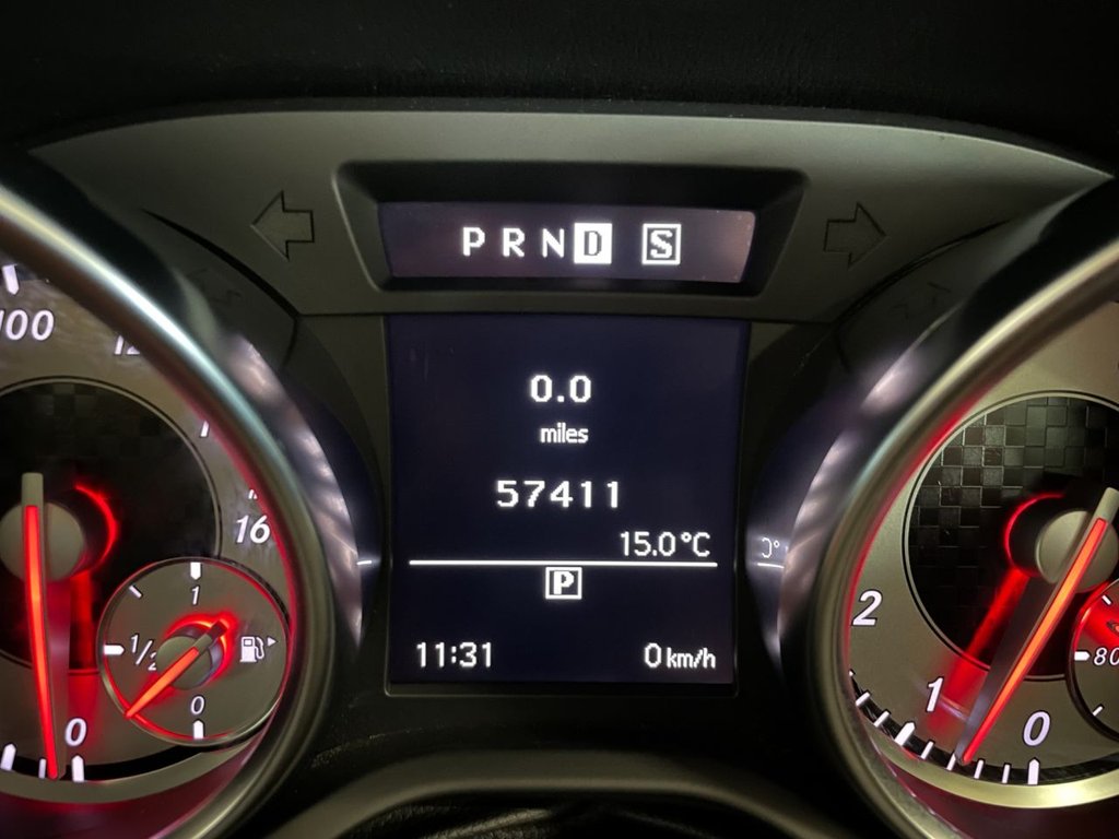 USED 2011 61 MERCEDES-BENZ SLK 1.8 SLK250 BLUEEFFICIENCY AMG SPORT ED125 2d 204 BHP 