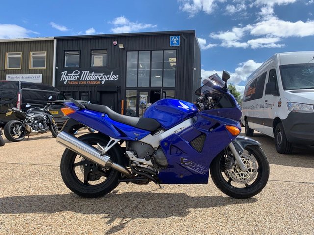 2000 X Honda Vfr800f 781cc