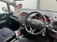 USED 2012 12 HONDA JAZZ 1.3 I-VTEC ES 5d 98 BHP Automatic USB/Aux Low Mileage