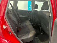 USED 2012 12 HONDA JAZZ 1.3 I-VTEC ES 5d 98 BHP Automatic USB/Aux Low Mileage