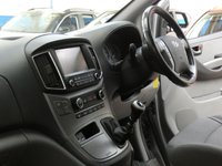 USED 2019 19 HYUNDAI i800 2.5 CRDI SE NAV 5d 134 BHP 8 SEATS SAT NAV HEATED SEATS HYUNDAI WARRANTY TILL JUNE 2024