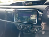 USED 2018 18 TOYOTA HI-LUX 2.4L ACTIVE 4WD D-4D DCB 0d 148 BHP *1 OWNER FROM NEW*