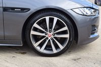 USED 2017 17 JAGUAR XE 2.0 R-SPORT INGENIUM 4d 198 BHP 