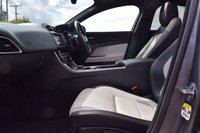 USED 2017 17 JAGUAR XE 2.0 R-SPORT INGENIUM 4d 198 BHP 