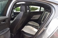 USED 2017 17 JAGUAR XE 2.0 R-SPORT INGENIUM 4d 198 BHP 