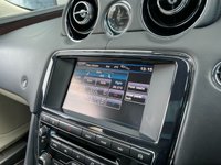 USED 2013 63 JAGUAR XJ 3.0 D V6 PORTFOLIO 4d 275 BHP 