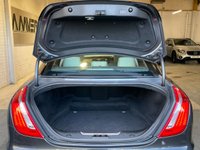 USED 2013 63 JAGUAR XJ 3.0 D V6 PORTFOLIO 4d 275 BHP 